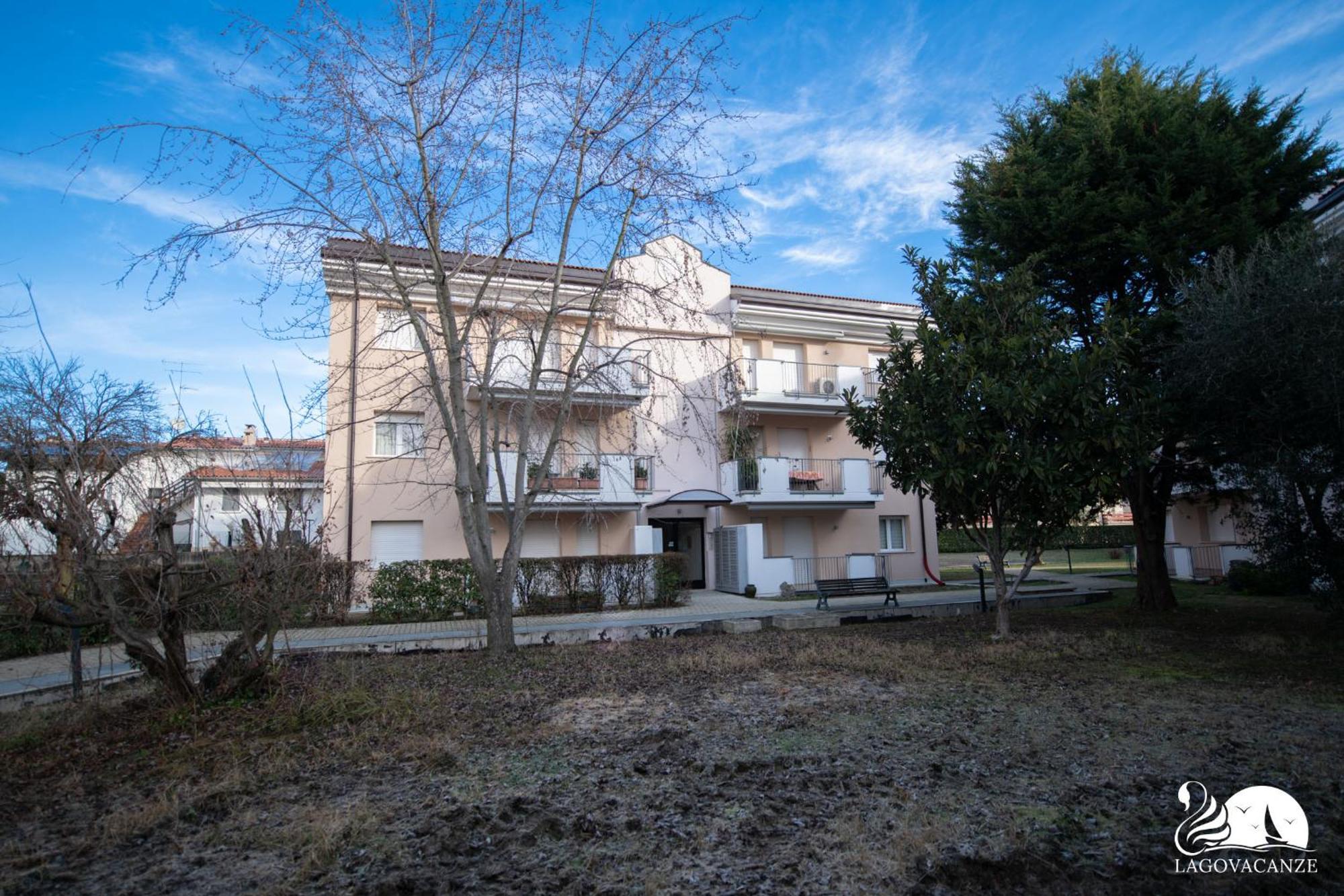Appartamento Francesca Sirmione Bagian luar foto